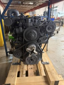 New Deutz TD2.9L4 diesel engine, view 3