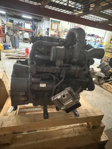 New Deutz TD2.9L4 diesel engine, view 4