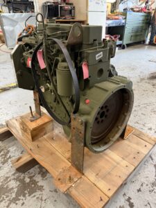 Remanufactured Cummins 4B 76-2500 diesel engine, view 2