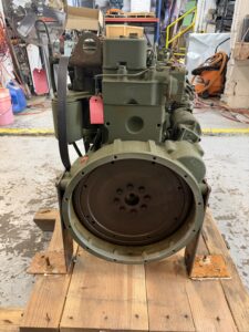 Remanufactured Cummins 4B 76-2500 diesel engine, view 4