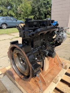 New Mitsubishi S4Q-2 diesel engine, view 5